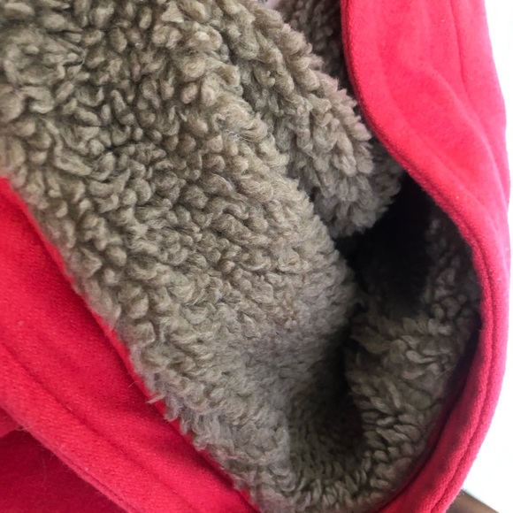 🌿 COUNTRY ROAD 🌿 girls winter coat with fury hood and toggle buttons size 6 - Picture 3 of 4